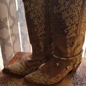 Corral boots size 10
